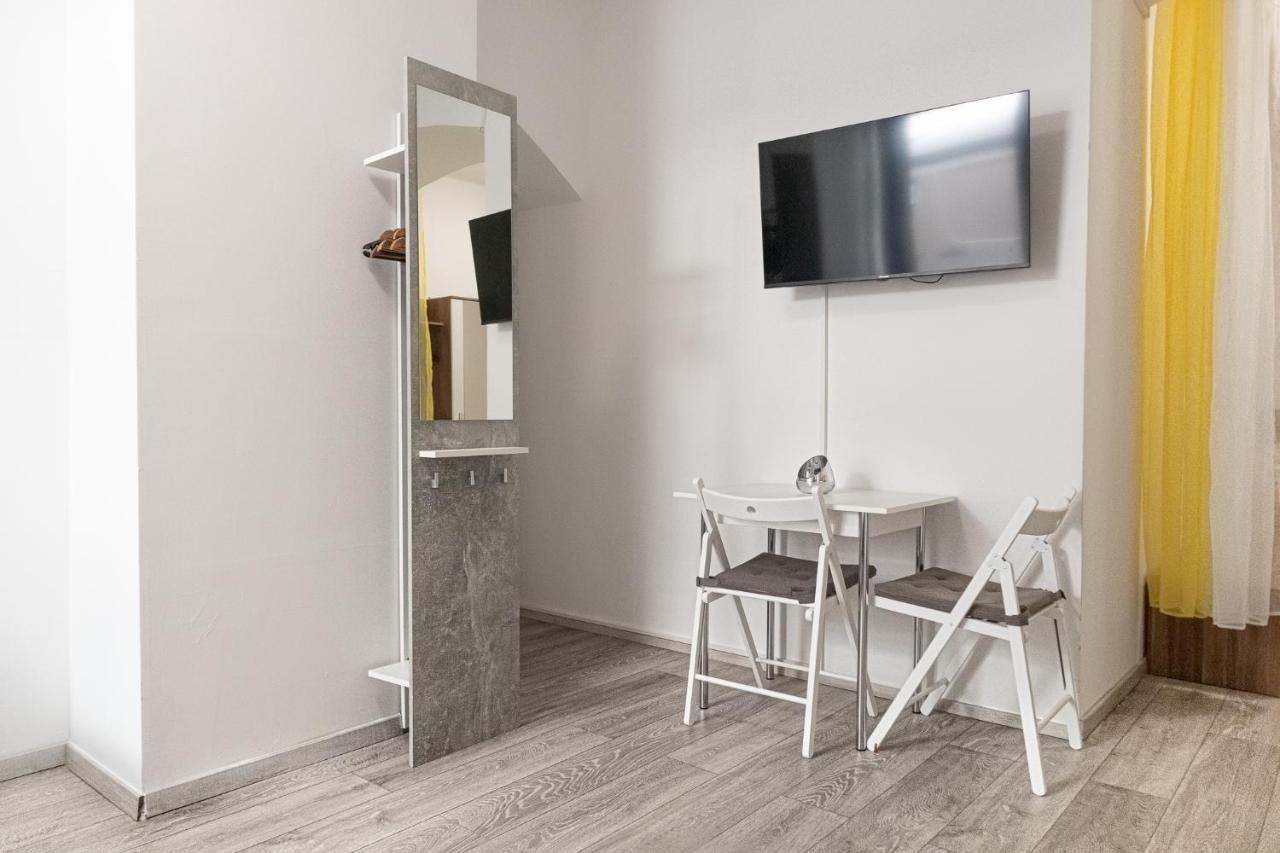 3 Standard Rooms Near Hauptbahnhof Viena Exterior foto
